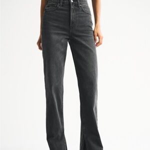 NWT! Abercrombie & Fitch Ultra High Rise Slim Straight Jeans - Blackwashed